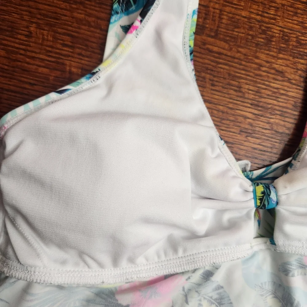 3/$25 Aizona jean Tankini swim top junior girls XXL hawaiian print cut out